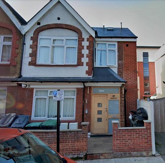 3 Bedroom Flat To Rent In Harold Road, London, N15