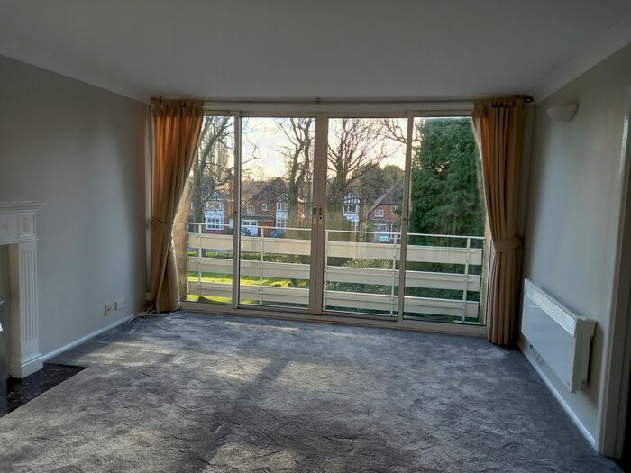 2 Bedroom Flat To Rent In Portway Close, Solihull B91