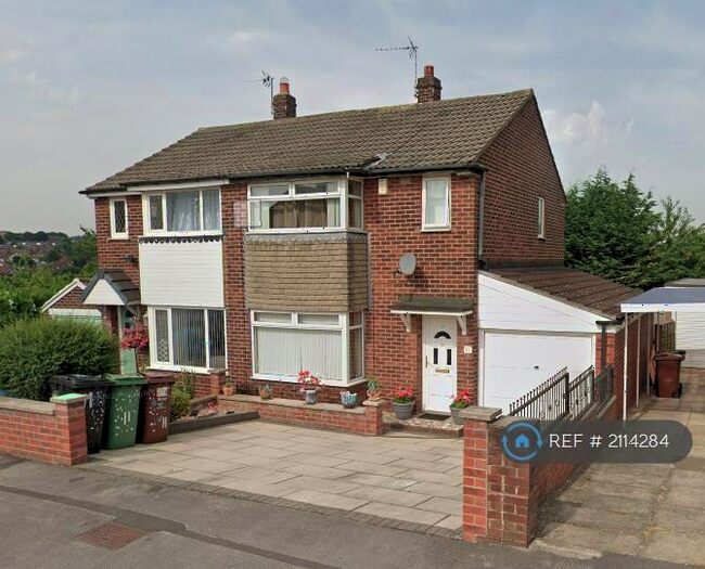 3 Bedroom Semi-Detached House To Rent In Spring Valley Croft, Leeds, LS13