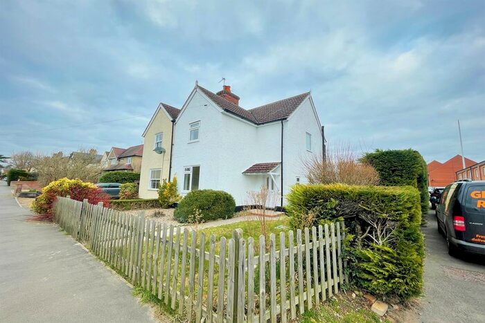 3 Bedroom Property To Rent In Colchester Road, West Bergholt, CO6