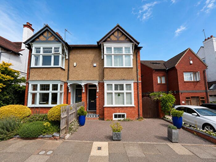 3 Bedroom Semi-Detached House For Sale In Lime Avenue, Abington, Northampton, NN3