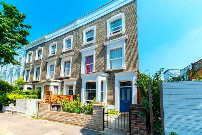 2 Bedroom Flat To Rent In Dunford Road, Islington, London, N7