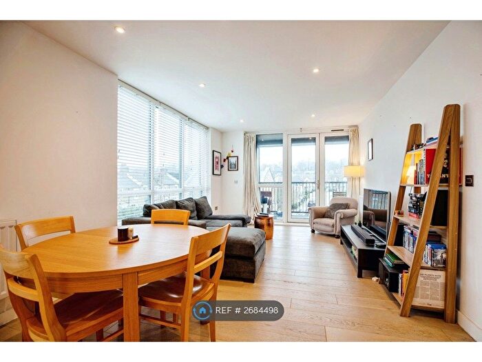 1 Bedroom Flat To Rent In Brockley Road, London, SE4