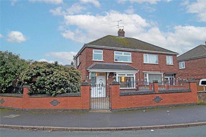 3 Bedroom Semi-Detached House For Sale In Staindale Road, Scunthorpe, Lincolnshire, DN16