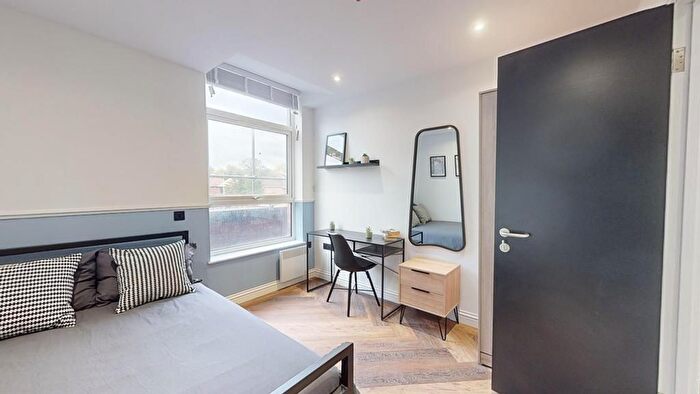 6 Bedroom Flat To Rent In Saint Nicholas Street, Bristol, BS1