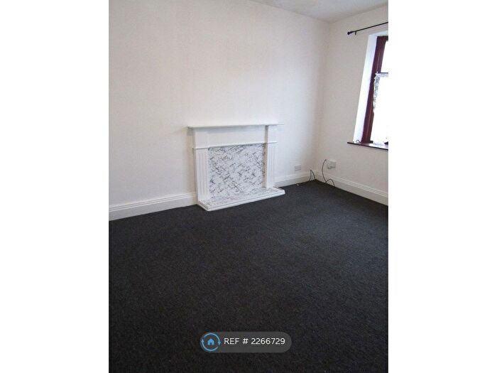 1 Bedroom Flat To Rent In Mayfield Ave, Blackpool, FY4
