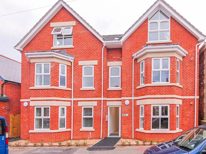 1 Bedroom Apartment To Rent In Harcourt Road, Southbourne, Bournemouth, BH5