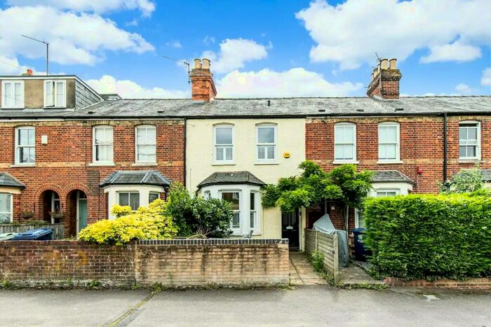 3 Bedroom Terraced House To Rent In Crescent Road, Oxford, OX4