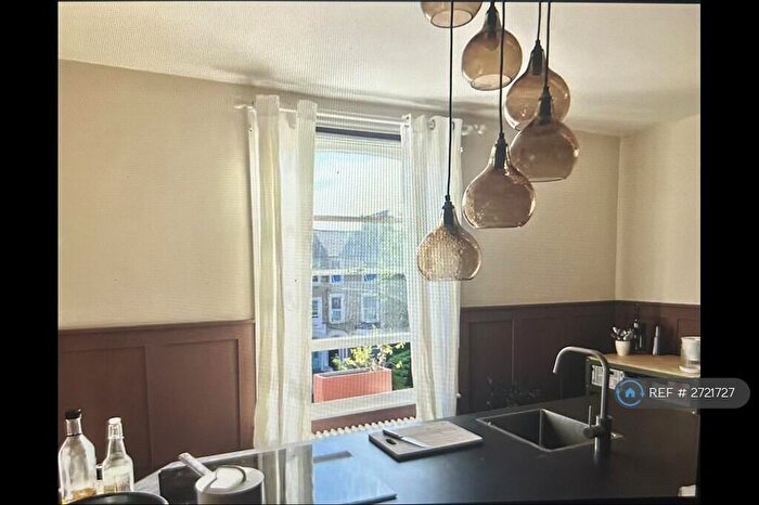1 Bedroom Maisonette To Rent In Amhurst Road, London, E8