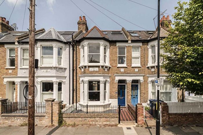 4 Bedroom Property To Rent In Bridgman Road, Chiswick, W4