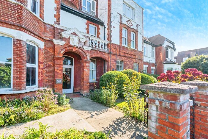 1 Bedroom Flat For Sale In Victoria Drive, Bognor Regis, PO21