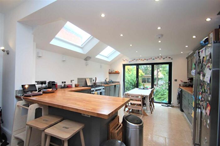 4 Bedroom House To Rent In Hill View Road, West Oxford, OX2
