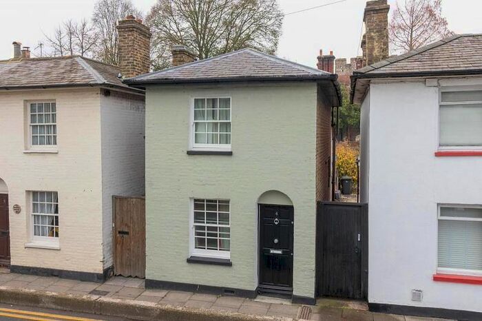 4 Bedroom Terraced House To Rent In St. Peters Place, Canterbury, CT1