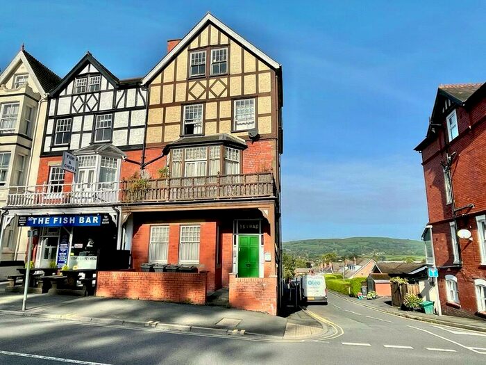 2 Bedroom Apartment For Sale In Ystrad, High Street, Llandrindod Wells, Powys, LD1