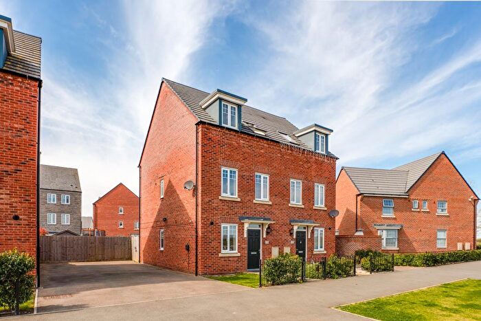 4 Bedroom Semi Detached House For Sale In Belton Road, Barton Seagrave, NN15