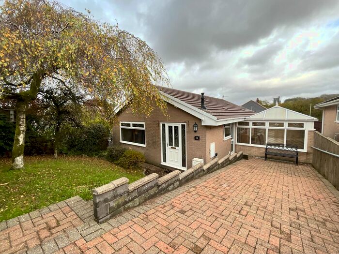 2 Bedroom Detached Bungalow For Sale In Beacons Park, Penderyn, Aberdare, Mid Glamorgan, CF44