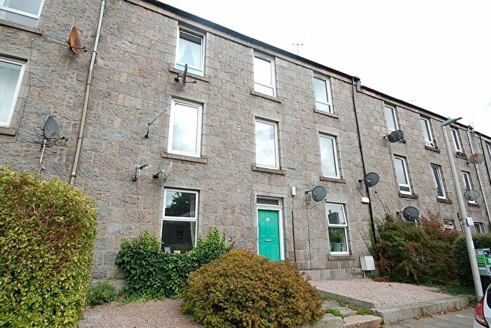 1 Bedroom Flat To Rent In Chattan Place, City Centre, Aberdeen, AB10