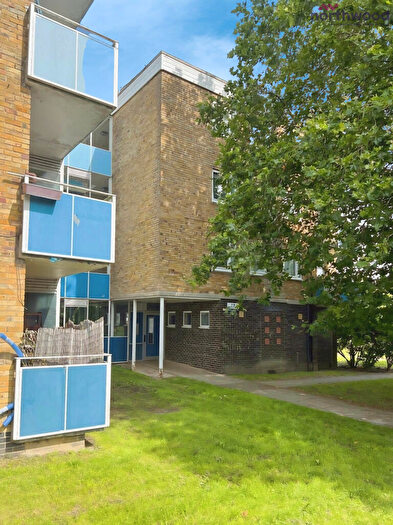 1 Bedroom Flat To Rent In Napier Road, Thornhill, SO19