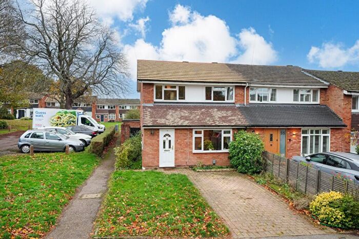 3 Bedroom End Of Terrace House For Sale In Cowper Road, Boxmoor, Hemel Hempstead, Hertfordshire, HP1