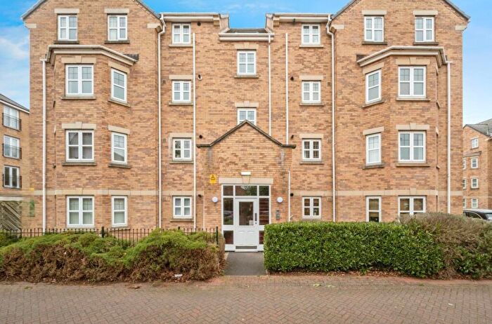 2 Bedroom Flat For Sale In Primrose Place, Doncaster, South Yorkshire, DN4