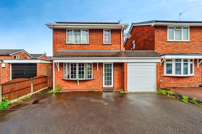 3 Bedroom Link Detached House For Sale In Gorsemoor Road, Heath Hayes, Cannock, Staffordshire, WS12