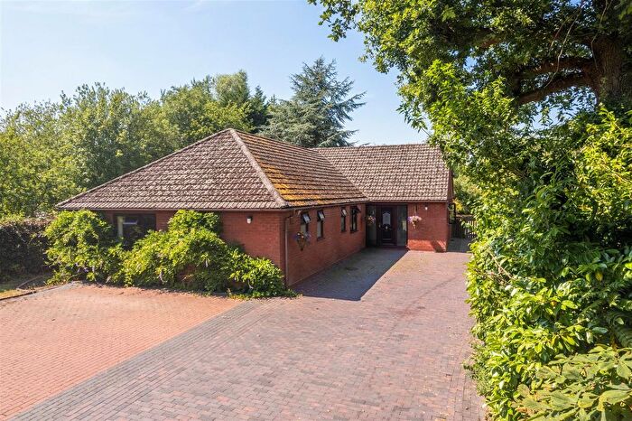 5 Bedroom Detached Bungalow For Sale In Deblins Green, Callow End, Worcester, WR2