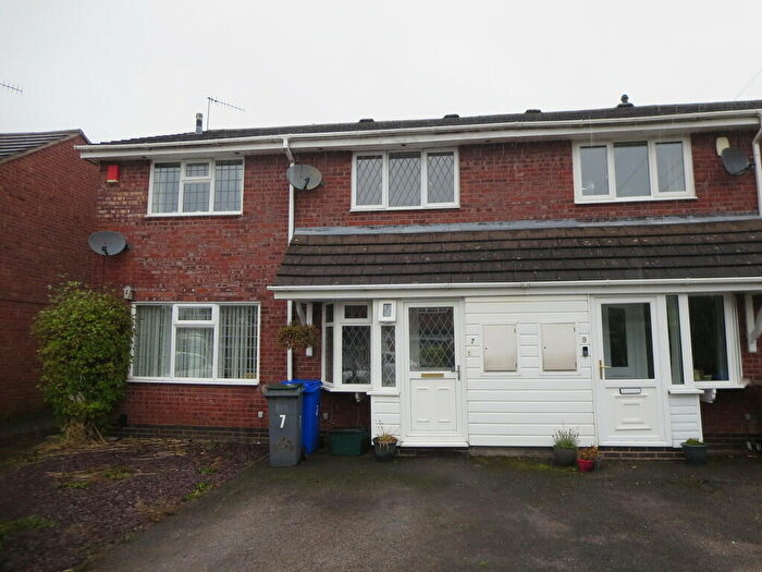 2 Bedroom Mews For Sale In Greenlea Close, Trentham, Stoke-on-Trent, ST4