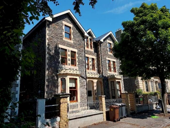 2 Bedroom Flat To Rent In The Walk, Roath, Cardiff, CF24