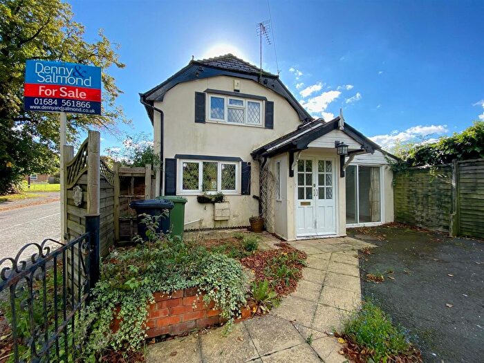 2 Bedroom Cottage For Sale In Walwyn Road, Colwall, Malvern, WR13