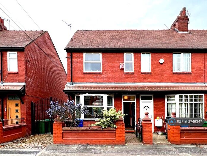 2 Bedroom Terraced House To Rent In Yew Tree Avenue, Fallowfield, Manchester, M14