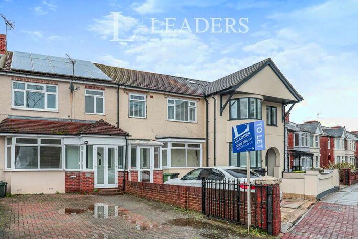 3 Bedroom Terraced House To Rent In Tangier Road, Baffins, PO3