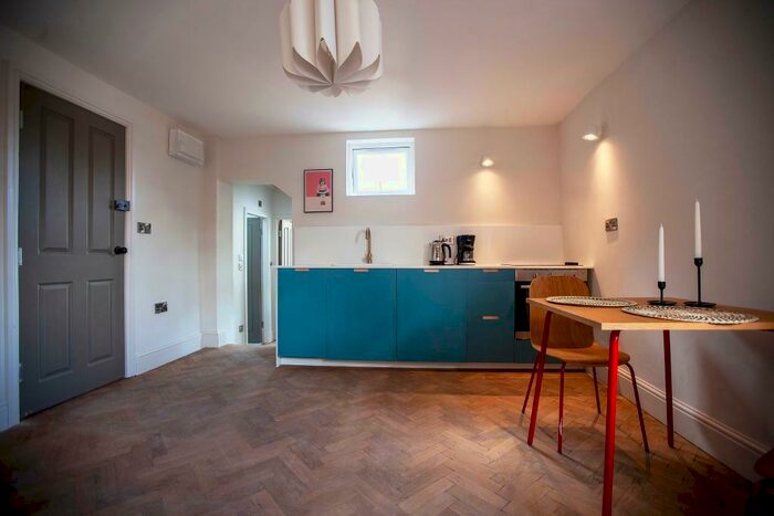 1 Bedroom Apartment To Rent In Albert Road, Levenshulme, M19