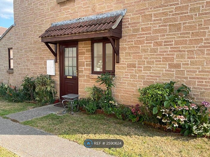 1 Bedroom Flat To Rent In Cedar Court, Martock, TA12