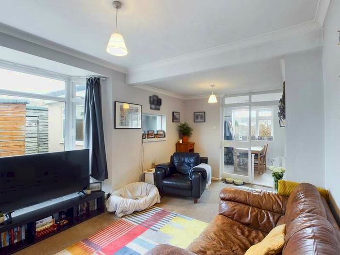 4 Bedroom SemiDetached Bungalow For Sale In New Park Crescent