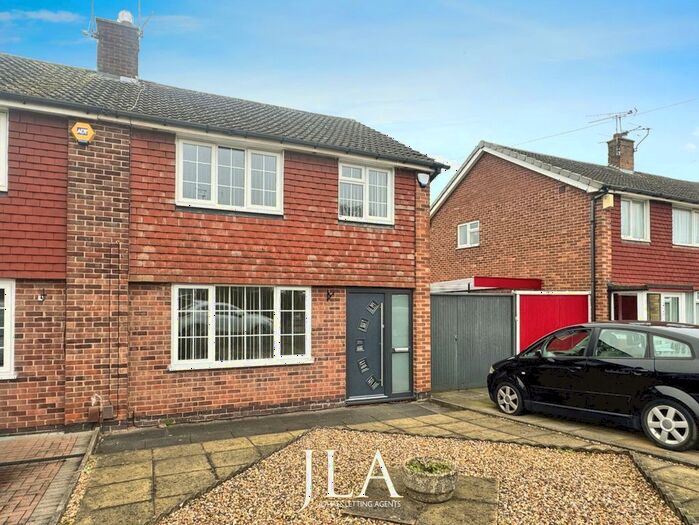 3 Bedroom Semi-Detached House To Rent In Brixham Drive, Leicester, LE2