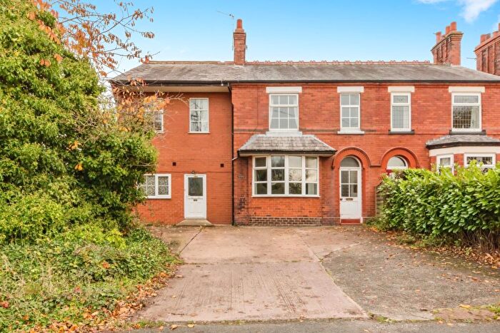 6 Bedroom Semi-Detached House For Sale In Sandy Lane, Weaverham, Northwich, Cheshire, CW8