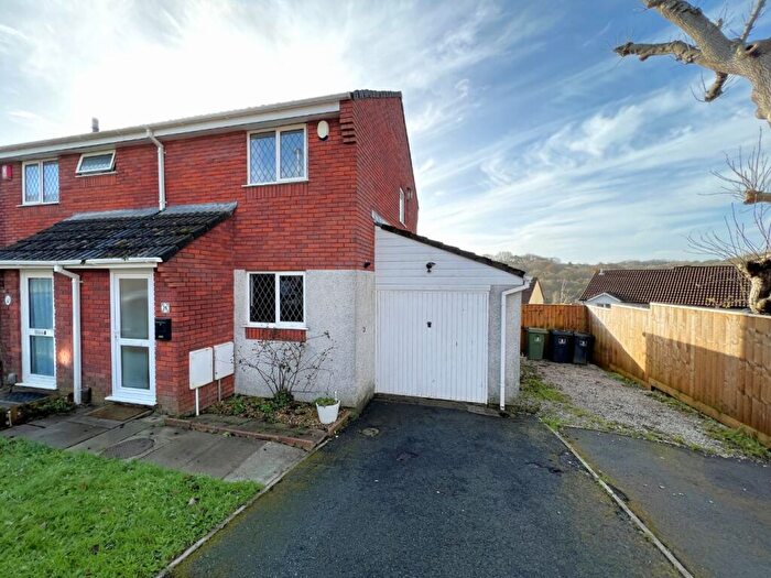 2 Bedroom End Of Terrace House To Rent In Westbury Close, Whitleigh, Plymouth, Devon, PL5