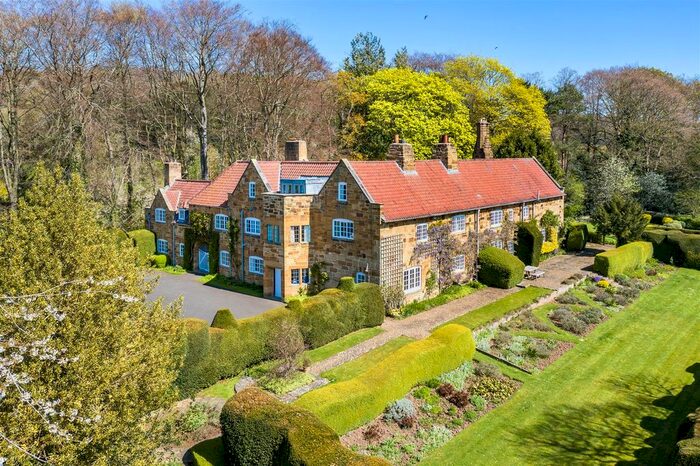 7 Bedroom Detached House For Sale In Mill Hill, Brandsby, York, YO61