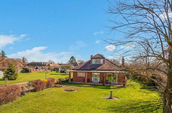 2 Bedroom Detached Bungalow For Sale In Sole Street, Cobham, Gravesend, DA12