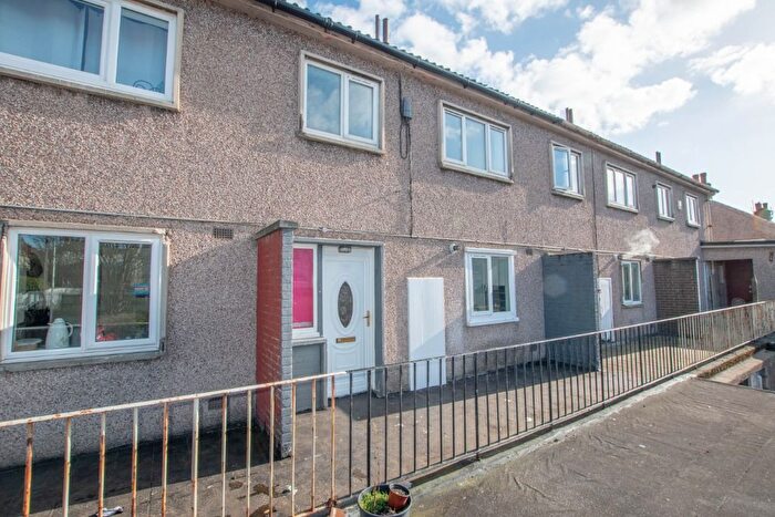 3 Bedroom Flat To Rent In Links Street, Kirkcaldy, KY1