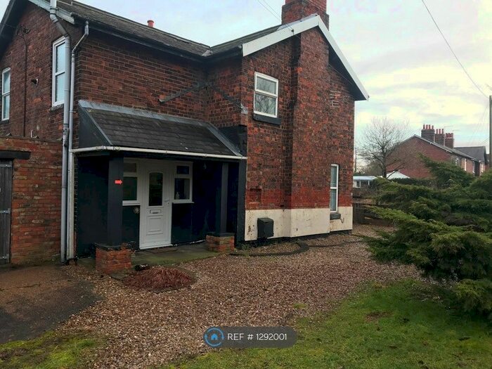 2 Bedroom Semi-Detached House To Rent In Railway Cottages, Gilberdyke, Brough HU15