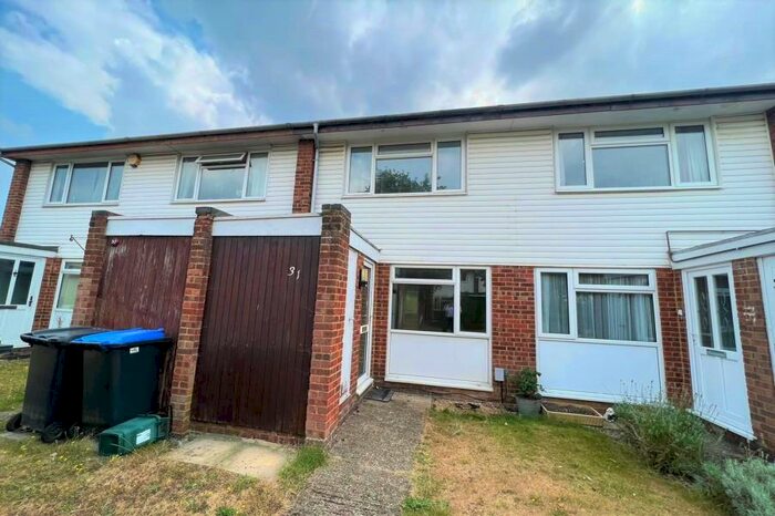 2 Bedroom Terraced House To Rent In Goldsworth Park, Woking, Surrey, GU21