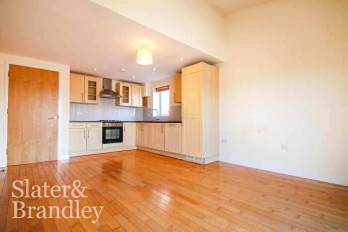 2 Bedroom Apartment To Rent In Musters Road, West Bridgford, Nottingham, NG2