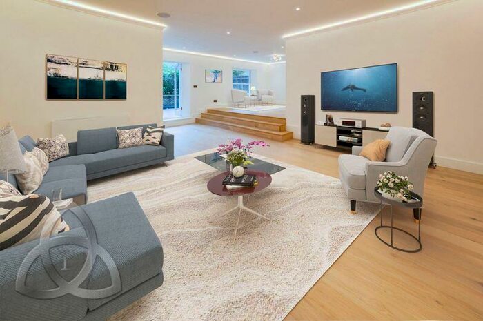 3 Bedroom Flat To Rent In Elsworthy Road, Primrose Hill, NW3