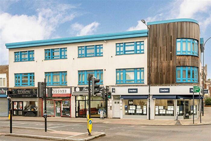 1 Bedroom Flat To Rent In Burnt Ash Road, London, SE12