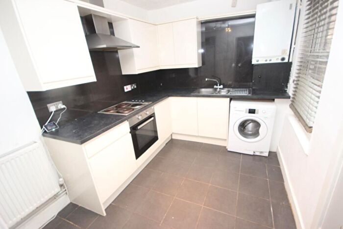 3 Bedroom Terraced House To Rent In Langton Road, L15