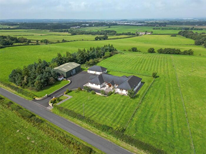 4 Bedroom Detached House For Sale In Beneveian, West Mains Crofts, West Calder, West Lothian, EH55