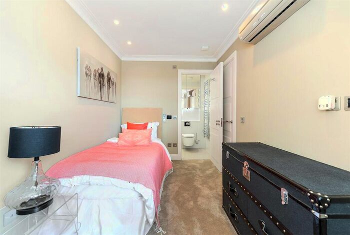 4 Bedroom Penthouse To Rent In St Johns Wood Park, London, NW8