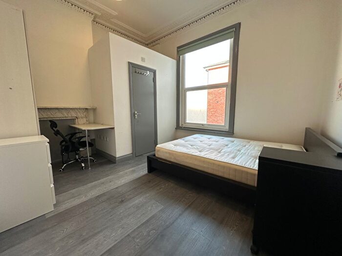 1 Bedroom Property To Rent In Warwick New Road, Leamington Spa, CV32