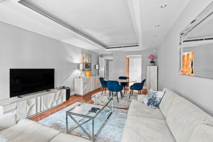 1 Bedroom Flat To Rent In Lancelot Place, Knightsbridge, SW7